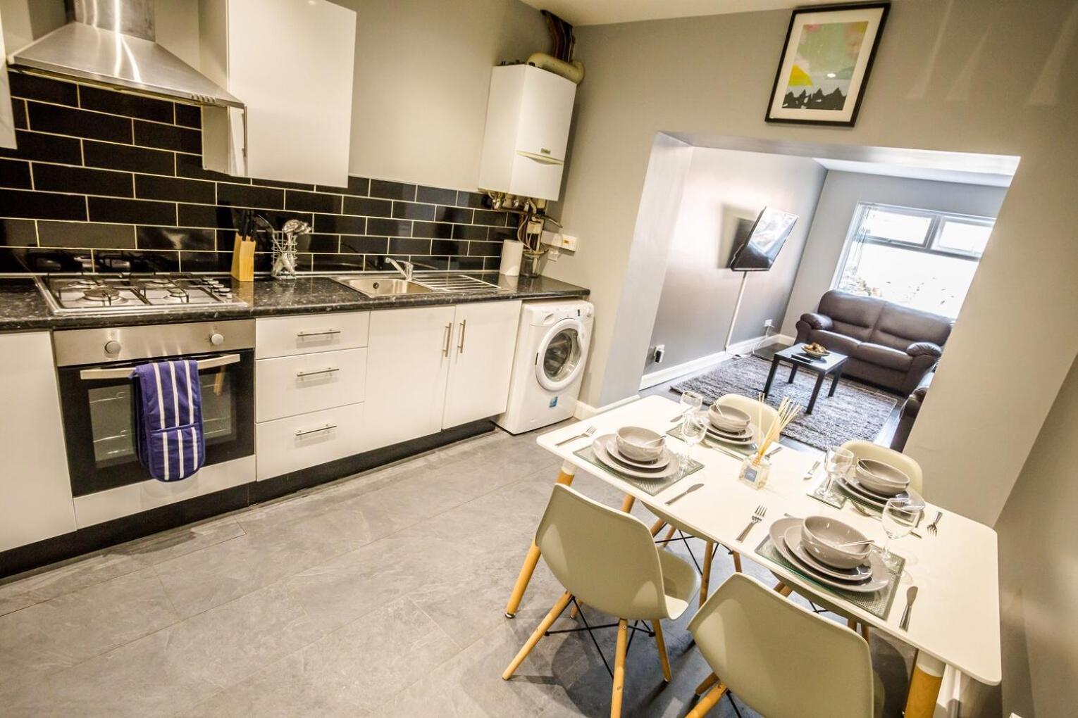 Woolpack Aparthotel ฮัดเดอร์สฟิลด์ ภายนอก รูปภาพ