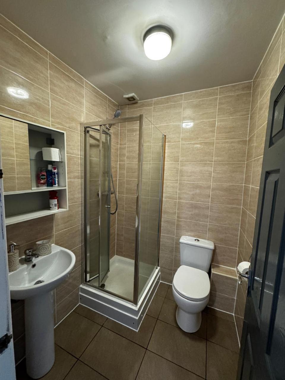 Woolpack Aparthotel ฮัดเดอร์สฟิลด์ ภายนอก รูปภาพ