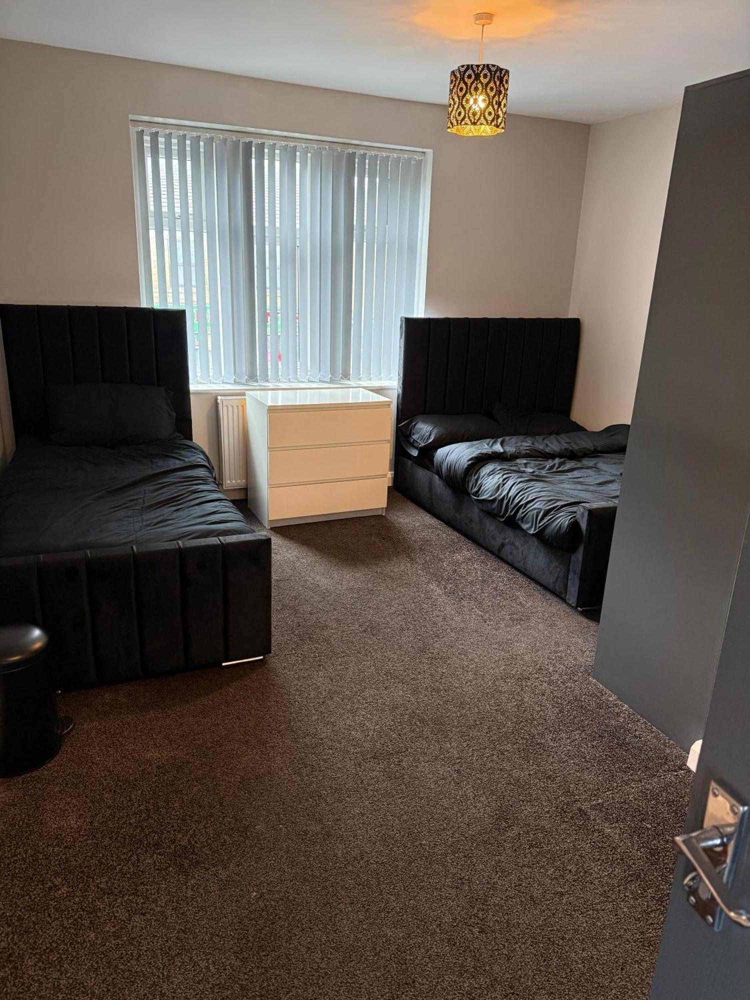 Woolpack Aparthotel ฮัดเดอร์สฟิลด์ ภายนอก รูปภาพ